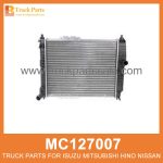 Assembly Radiator Core Size MC127007 for Mitsubishi truck N??cleo del radiador de ensamblaje