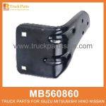 Bracket Left Front Bumper MB560860 MB560862 MB293989 for Mitsubishi truck Parachoques delantero izquierdo
