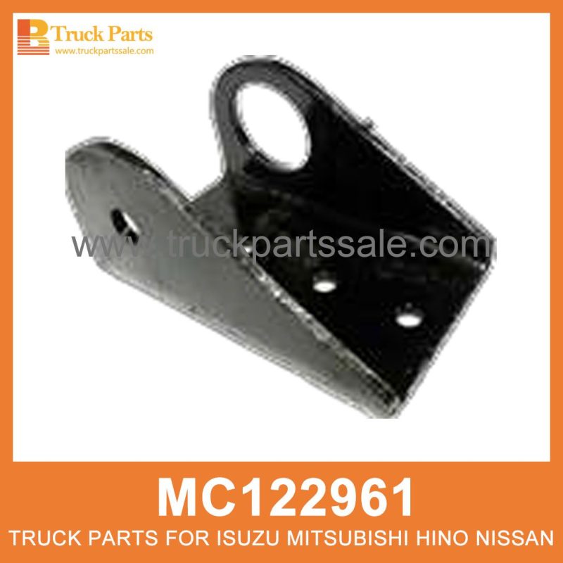 Bracket Left Front Side Front Spring MC122961 MB387233 for Mitsubishi truck Soporte delantero delantero delantero izquierdo