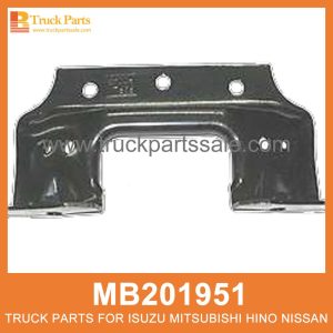 Bracket Lower Gear Box Mounting MB201951 for Mitsubishi truck Montaje de caja de engranaje inferior al soporte