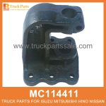 Bracket Rear Spring 8 Bolt type MC114411 for Mitsubishi truck Perno de resorte trasero del soporte