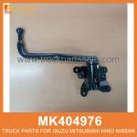 Bracket Right Outside Mirror MK404976 for Mitsubishi truck Soporte justo afuera del espejo