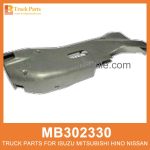 Cover Left Steering Column MB302330 MC134206 for Mitsubishi truck Cubra la columna de direcci??n izquierda