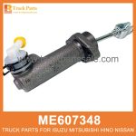 Cylinder Clutch Master with yoke LHD ME607348 MC125304 for Mitsubishi truck Maestro de embrague de cilindro