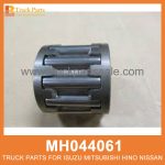Needle Bearing Top Shaft 28 38 34 MH044061 for Mitsubishi truck Eje superior de rodamiento de agujas