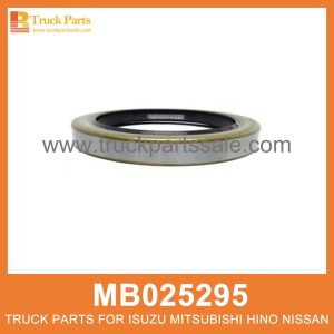 Oil Seal Front Hub MB025295 for Mitsubishi truck Cubo delantero de sello de aceite