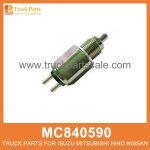 Switch Reverse Lamp MC840590 for Mitsubishi truck Cambiar la l??mpara de inversa