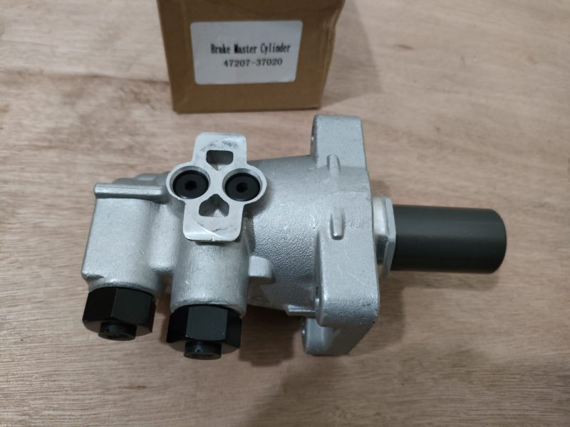 BRAKE MASTER 47207-37020 4720737020 for HINO 300 XZU Maestro de frenos