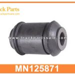 Front Arm Bushing MN125871 for MITSUBISHI Buje del brazo delantero