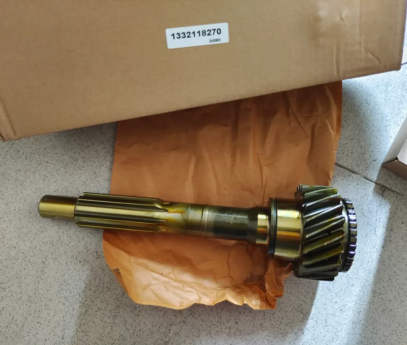 Transmission Top Gear Shaft for ISUZU FRR FSR 1-33211827-0 1332118270 1-33211-827-0 2