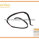 Lower Windshield Molding for ISUZU 700P 4HK1 8-98083542-0 8980835420 8-98083-542-0 Moldura inferior del parabrisas