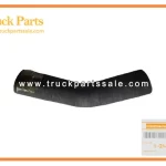 Rad Injection Water Hose for ISUZU CXZ81K 10PE1 1-21437025-1 1214370251 1-21437-025-1 Manguera de agua de inyecci??n radial